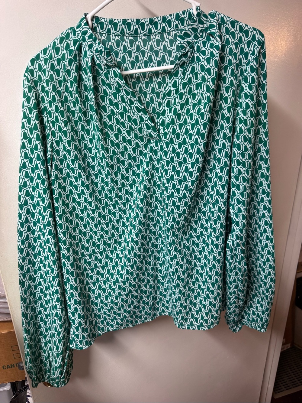 Green Printed Long-Sleeve Women’s Blouse